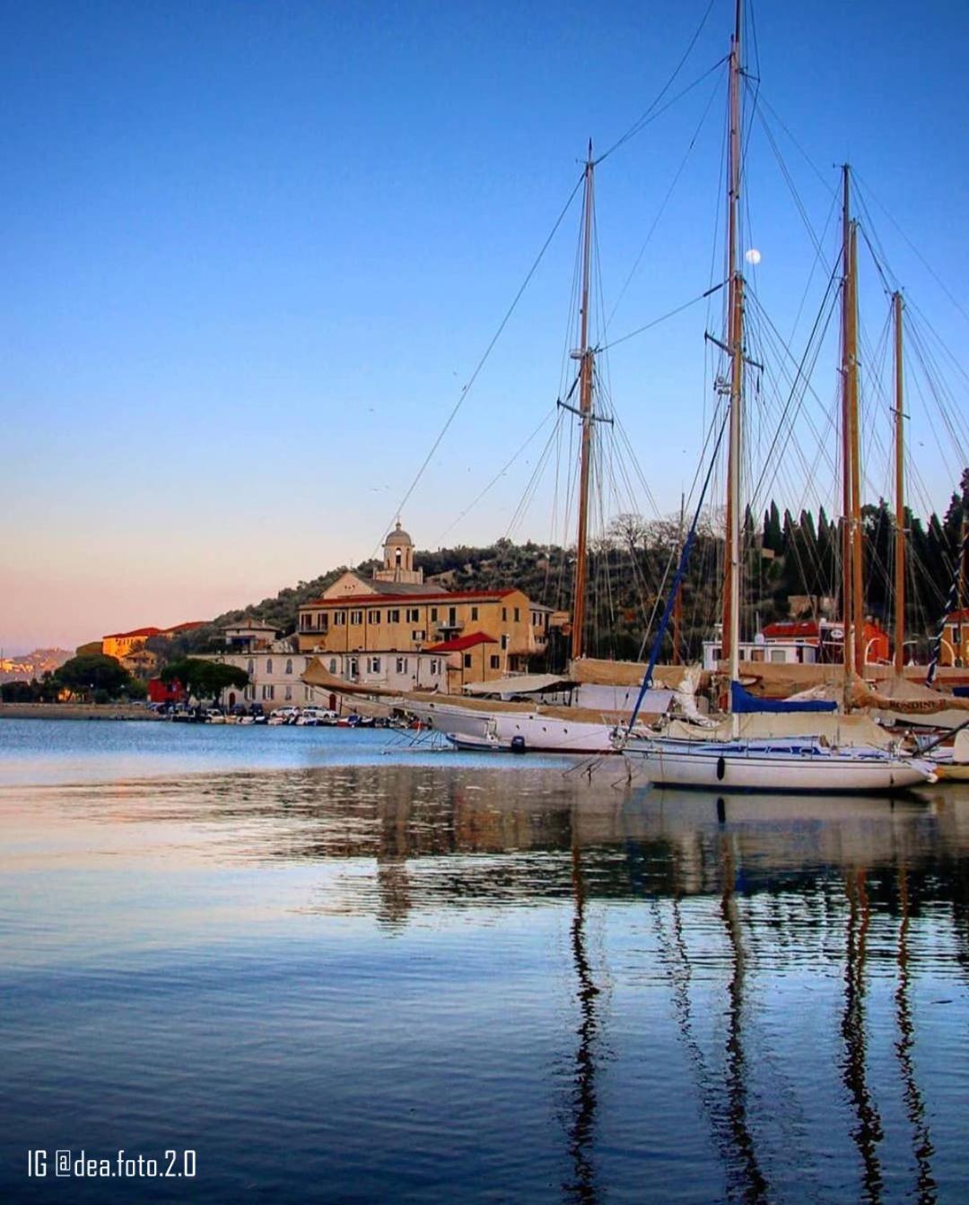 Moderno Appartamento Vista Mare, Con Parcheggio Privato Porto Venere Kültér fotó