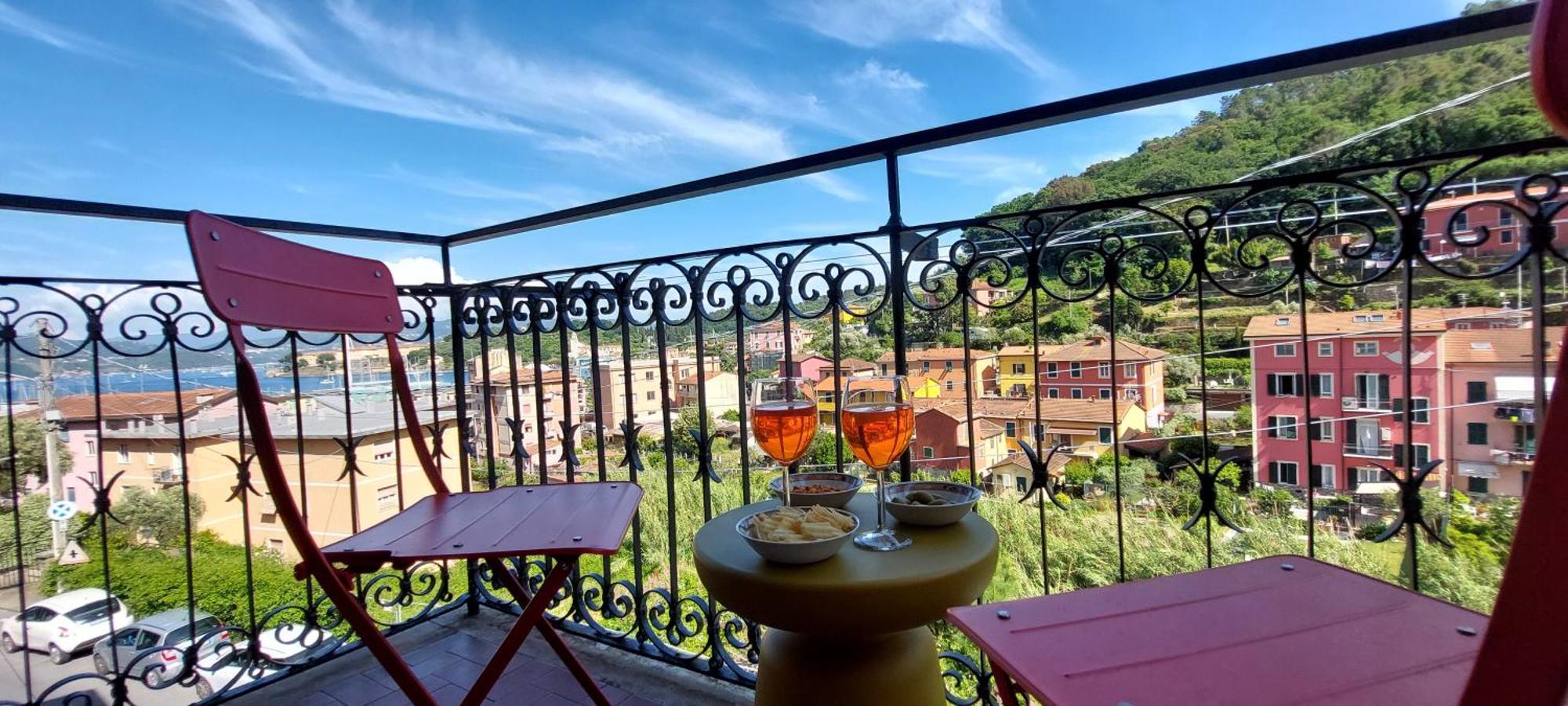 Moderno Appartamento Vista Mare, Con Parcheggio Privato Porto Venere Kültér fotó