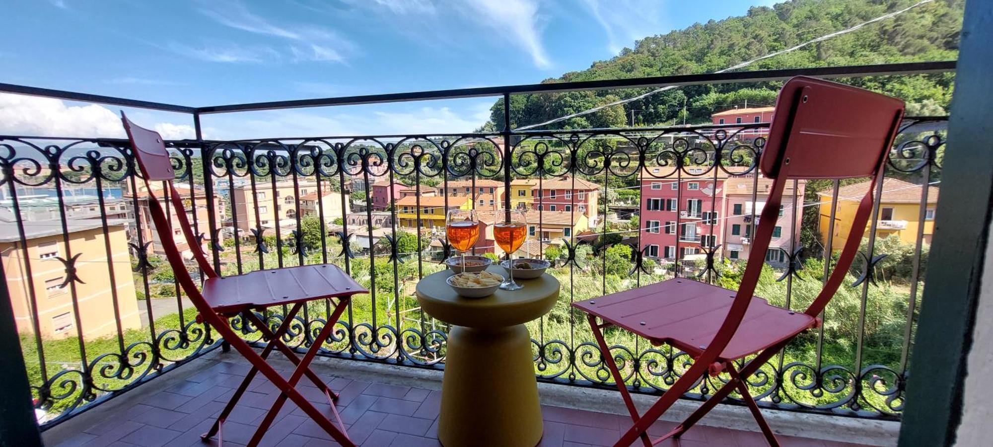 Moderno Appartamento Vista Mare, Con Parcheggio Privato Porto Venere Kültér fotó